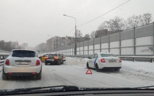 На Вербной улице собрались пробки из-за массового ДТП