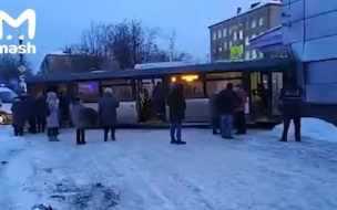 Шофер автобуса, попавшего в ДТП под Москвой, заявил, что не смог вывести его из заноса