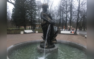 В Александровском парке в Пушкине восстановили "Фонтан со скульптурой"