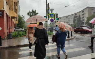 Жителей Ленобласти предупредили о ливне в понедельник утром