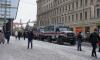 На улице Ефимова эвакуируют автомобили