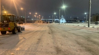 Городские и перехватывающие автостоянки в Петербурге очищены от снега 