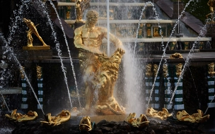 Завтра в Петергофе состоится торжественный запуск фонтанов