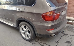 Мужчина повредил авто оппонента по гражданскому иску на юге Петербурга