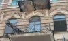 Шторм обрушил балкон дома с "башней поэтов" на Таврической улице