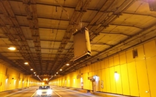 В тоннеле дамбы 9 ноября перекроют две полосы, чтобы оценить ущерб от проезда негабаритных фур