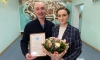 Семье из Выборга после рождения тройни вручили жилищный сертификат на 3 млн рублей