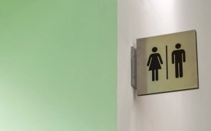 С 1 января общественные туалеты в Петербурге станут бесплатными