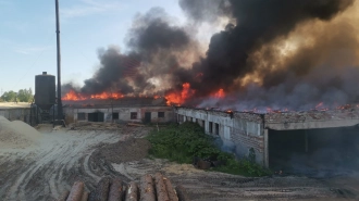 Пожар на пилораме в Дыми тушили почти 13 часов