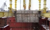 Завершилась погрузка баков металловодной защиты на строящийся атомный ледокол "Чукотка"