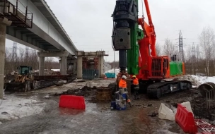 Строительство будущих павильонов для надземного перехода начали на Петрозаводском шоссе