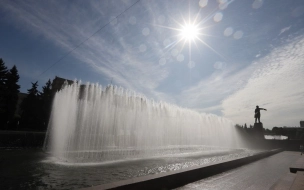 Компания купальщиков повредила фонтан на Московской площади