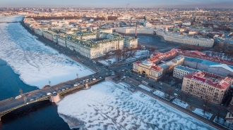 Ночью 19 марта в Петербурге разведут два моста