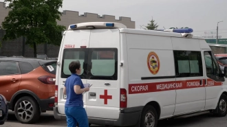 Петербургские медики получат ковидные выплаты с задержкой в три месяца 