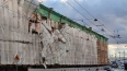 На улице Академика Лебедева рухнули строительные леса
