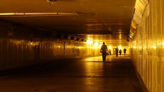 Подземный пешеходный переход у Биржевого моста готов на 50 процентов