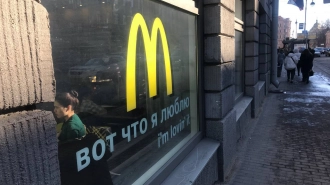 Конфуз и точка: обновленный McDonalds не открылся в Петербурге 13 июня