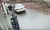 Водитель ударил женщину после замечания о езде по тротуару на Васильевском острове