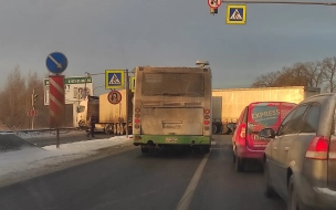 В Петербурге перекрыто Московское шоссе из-за массовой аварии 