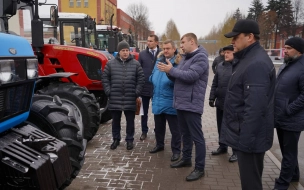 Петербург получит более 1 тыс. белорусских тракторов до конца года