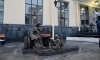 На Московском вокзале открыли арт-объект, посвященный туристу