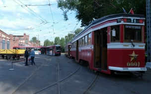 Туристический трамвай в Петербурге будет ходить ежедневно с 21 июня