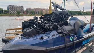 Северо-Западная транспортная прокуратура проводит проверку после столкновения катера и гидроцикла в Петербурге