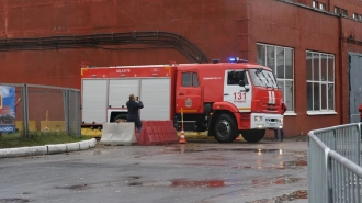 В трехкомнатной квартире на Боровой улице 20 пожарных тушили пламя 