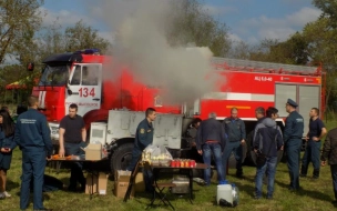 В Ломоносовском районе прошли "Аннинские открытые командные соревнования по пожарной безопасности"