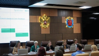 Проект закона о бюджете Петербурга за 2023 год предварительно одобрили в Петербурге
