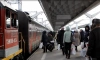 Поезд из Петербурга в Москву задерживается на два часа 