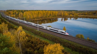 Летом перевозки пассажиров "Сапсанами" между Москвой и Петербургом выросли на 11%