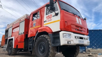 Девять пожарных тушили три бытовки на Малой Бухарестской