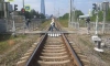 Железнодорожники отремонтировали три перехода в Приморском районе Петербурга