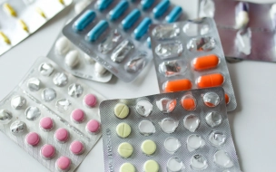 Волонтеры доставили 10 тысяч наборов лекарств больным коронавирусом петербуржцам