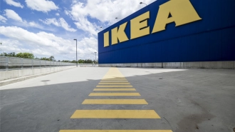 В ТЦ "Мега Парнас" на месте IKEA будет склад "Мегамаркета"