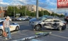 В Красносельском районе Hyundai Solaris сбил пешехода и завис на урне 