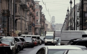 Петербург за два года заработал 112,6 млн рублей на платных парковках