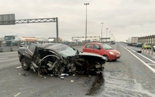 Стало известно, что в ДТП на КАД Петербурга пострадала беременная женщина