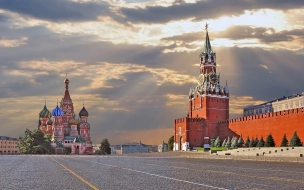 Пашинян и Алиев прибыли в Москву на переговоры с Путиным
