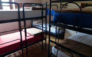 В Петербурге закрыли гостиницу, которая работала в квартире жилого дома