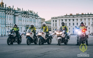 В Петербурге прошел смотр готовности полицейского мототранспорта