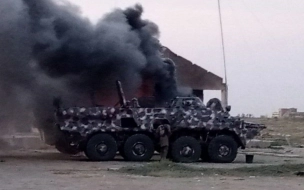 Африканские боевики сожгли украинские БТР-3 при отступлении