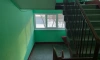 В Калининском районе за сутки двое детей выпали из окна с пятого этажа