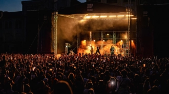 Петербургский клуб анонсировал сезон летних концертов  на опен-эйр площадках