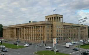 Здание Спецкурсов на Малоохтинском проспекте признали региональным памятником