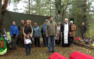 В Выборгском районе предали земле останки 19 красноармейцев
