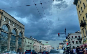 Уходящий на восток циклон станет причиной дождливой погоды в Петербурге в воскресенье