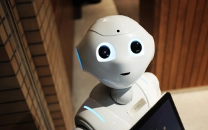 Ученые из США научили робота реагировать на эмоции человека 