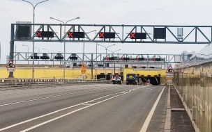 Водителей предупредили о перекрытии полосы в тоннеле на дамбе из-за восстановительных работ